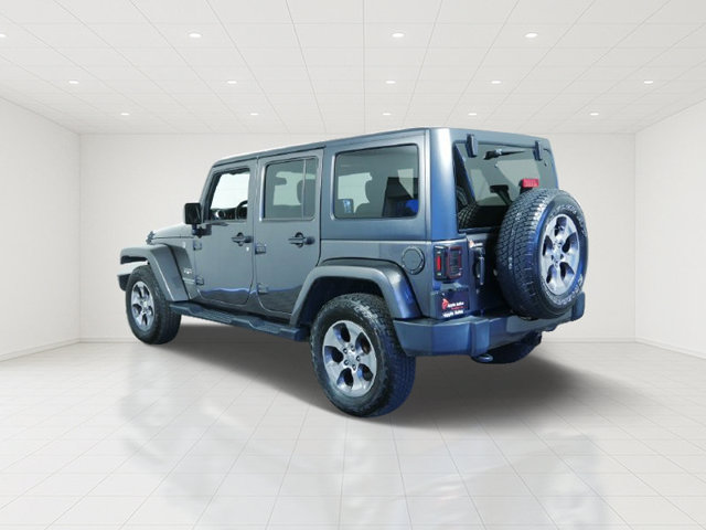 Used 2017 Jeep Wrangler Unlimited Sahara AWD/4WD image 5
