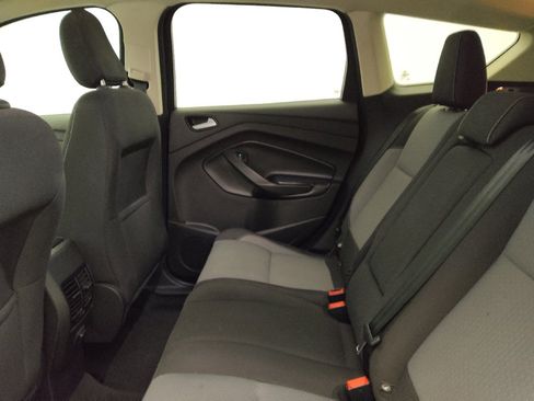 Used 2018 Ford Escape SE FWD image 18