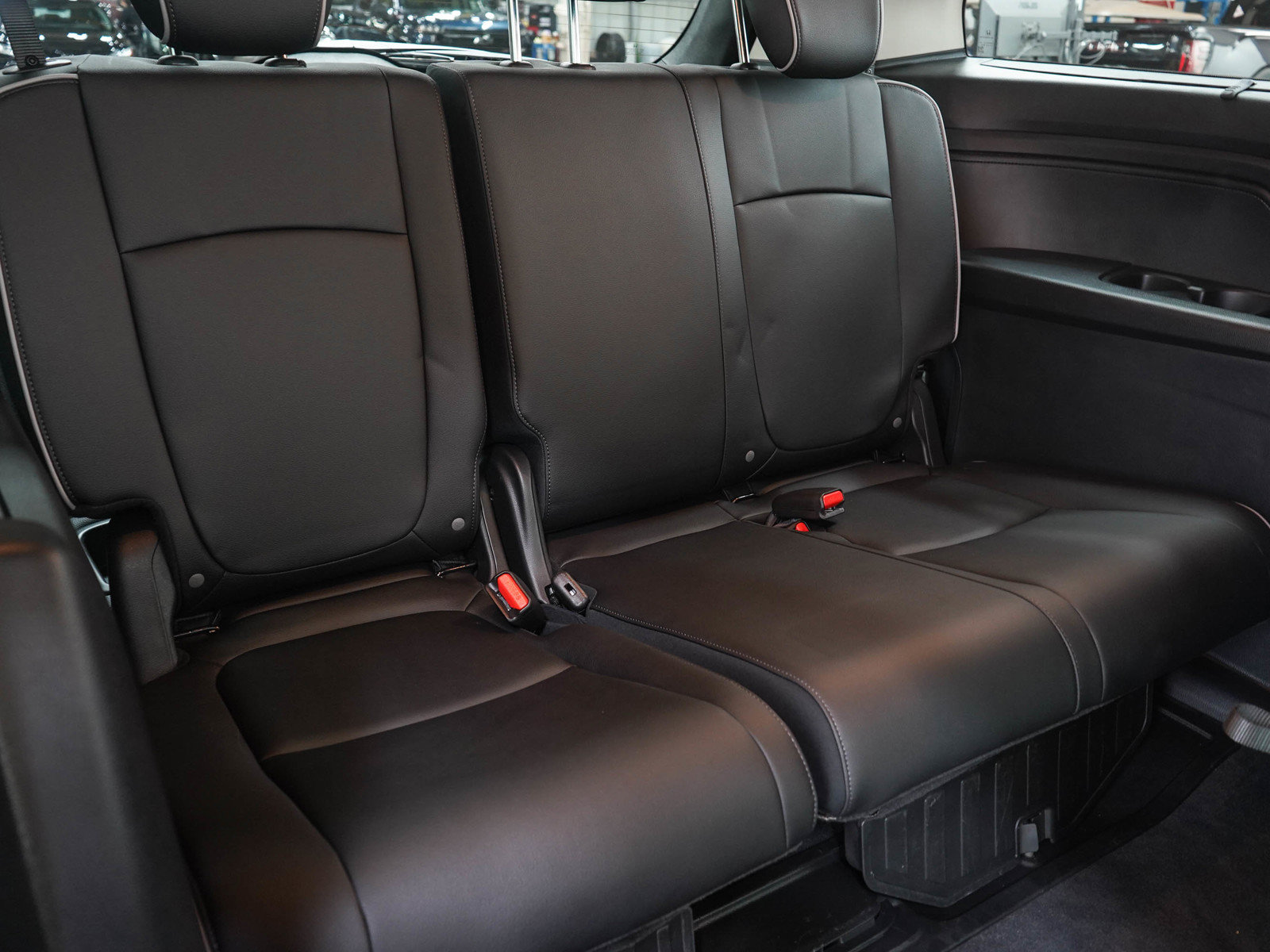 Used 2026 Honda Odyssey Touring image 15