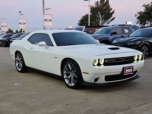Used 2019 Dodge Challenger R/T w/ Plus Package RWD image 3