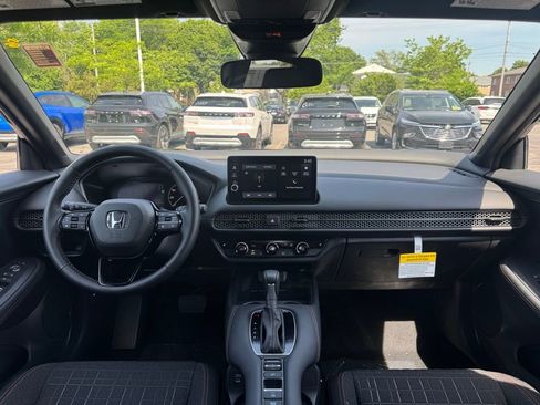 New 2026 Honda HR-V Sport image 5