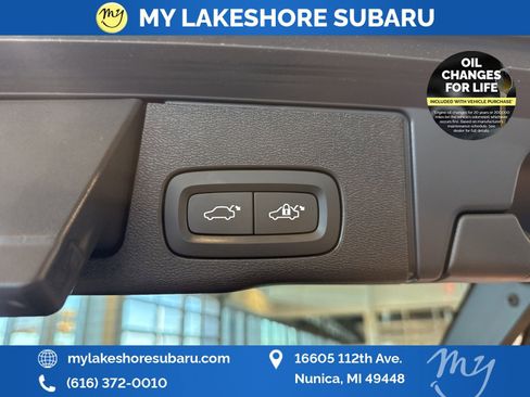 Used 2022 Volvo XC60 B5 Momentum image 25