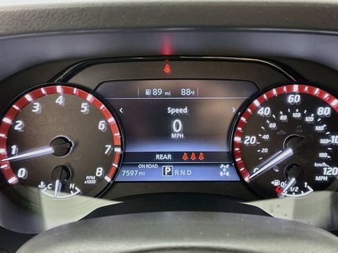 Used 2026 Nissan Frontier PRO-4X w/ Tow Package AWD/4WD image 17