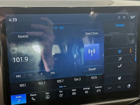 Used 2024 Ford Expedition Max XLT image 21