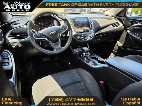 Used 2021 Chevrolet Malibu LS w/ Driver Confidence Package II FWD image 16