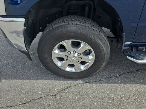 Used 2024 RAM 2500 Big Horn w/ Bed Utility Group image 11