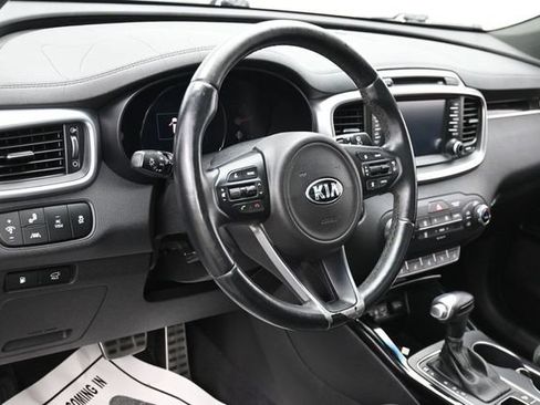 Used 2016 Kia Sorento SX w/ SXL Technology Package AWD/4WD image 16