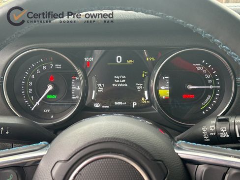 Used 2022 Jeep Wrangler Unlimited Rubicon 4xe w/ Cold Weather Group AWD/4WD image 25
