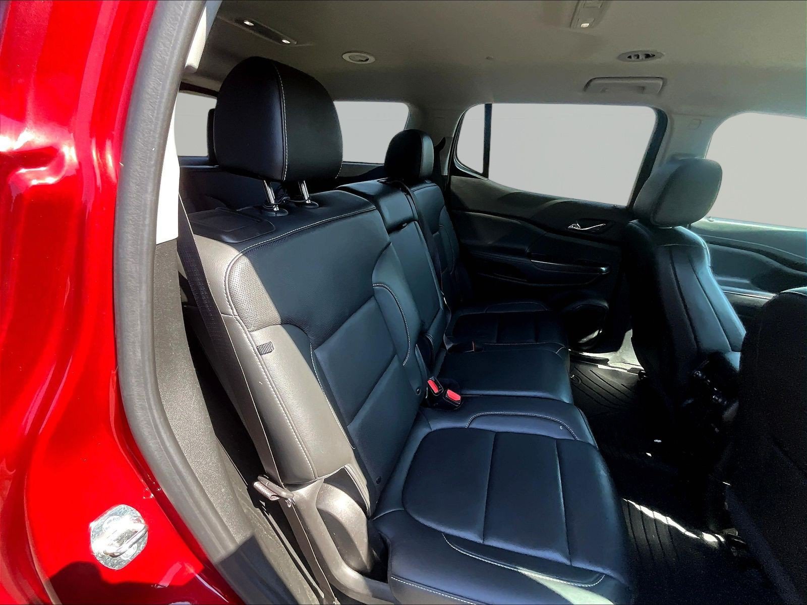 Used 2023 GMC Acadia SLT FWD image 25