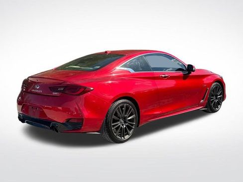 Used 2017 INFINITI Q60 Red Sport 400 AWD/4WD image 6
