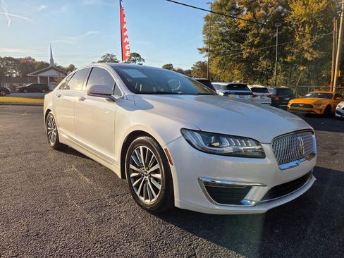 Used 2018 Lincoln MKZ Premiere image 8