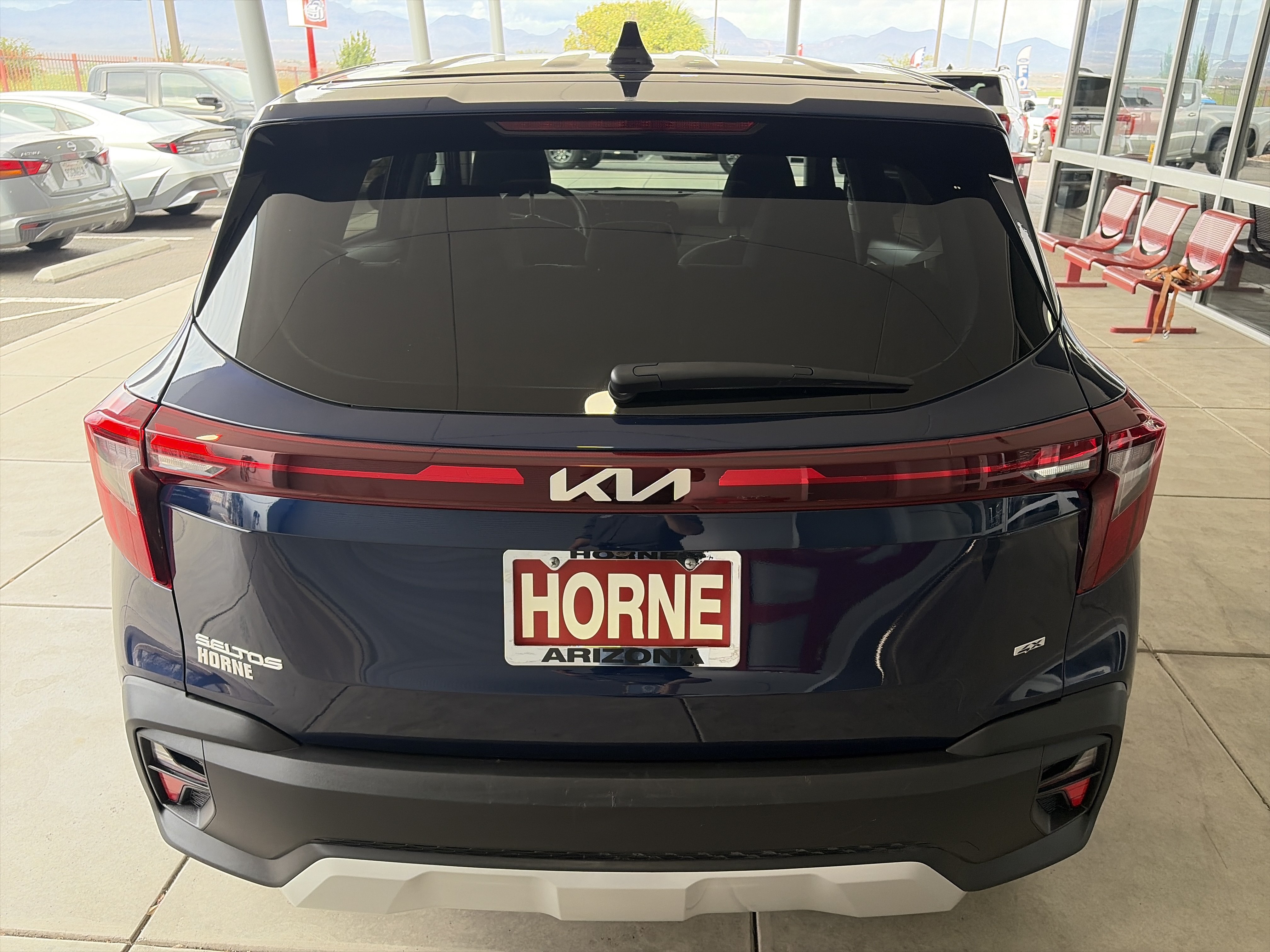 Used 2026 Kia Seltos LX AWD/4WD image 5