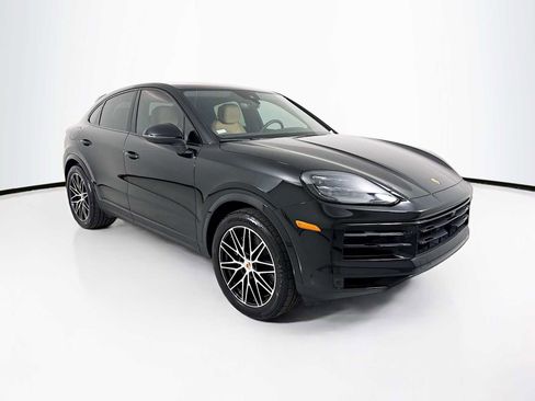Certified 2026 Porsche Cayenne Coupe AWD/4WD image 7