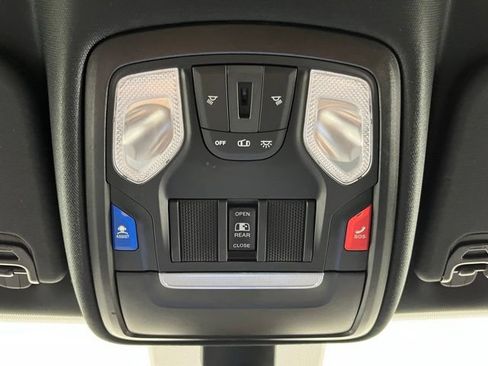 Used 2022 RAM 1500 Big Horn AWD/4WD image 20