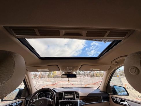 Used 2016 Mercedes-Benz GL 450 4MATIC image 42