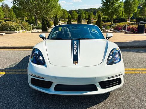 Used 2019 Porsche 718 Boxster image 10