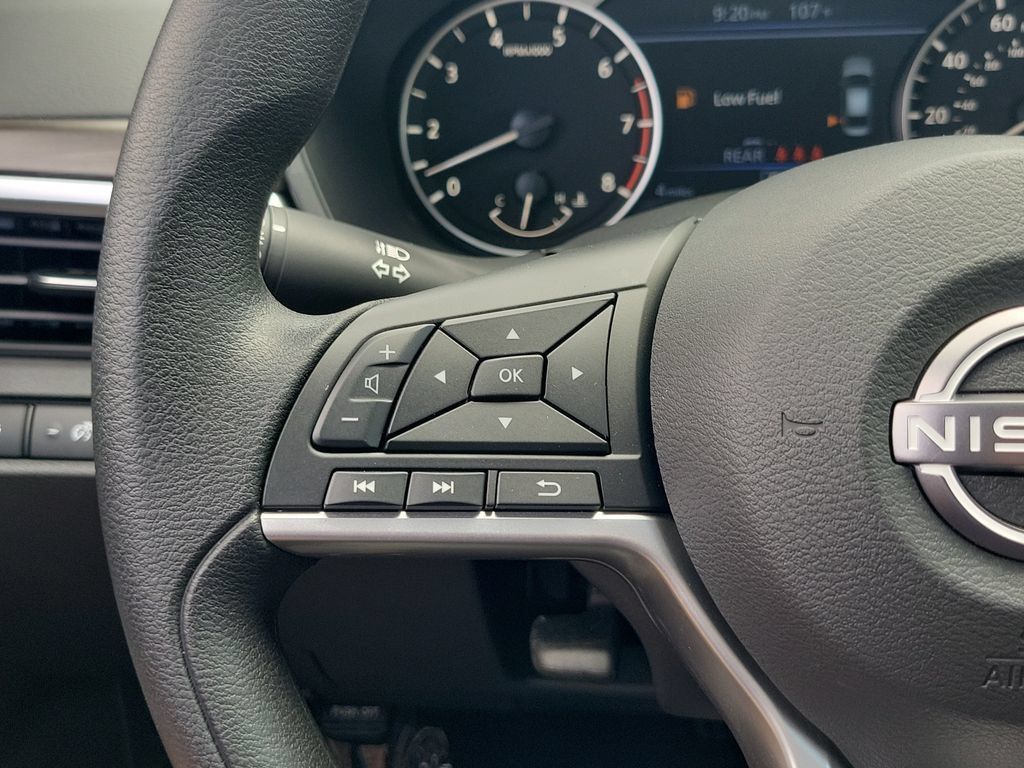 New 2026 Nissan Altima 2.5 SV w/ SV Special Edition Package FWD image 5