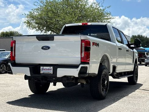Used 2023 Ford F250 XL w/ STX Appearance Package AWD/4WD image 9