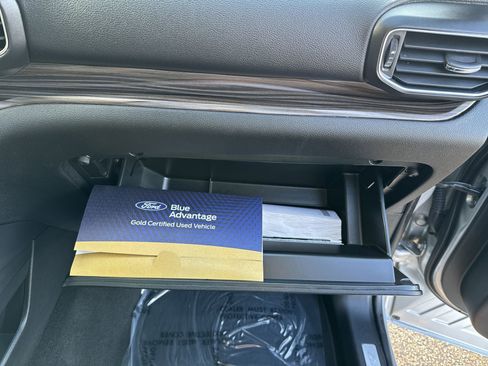 Certified 2023 Ford Explorer Limited AWD/4WD image 35