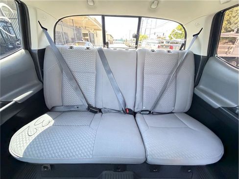 Used 2021 Toyota Tacoma SR AWD/4WD image 6