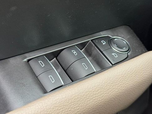 Used 2026 GMC Canyon Denali AWD/4WD image 23