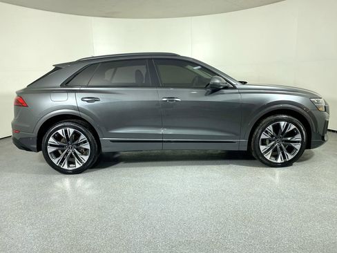 Used 2025 Audi Q8 Premium Plus w/ Premium Plus Package image 36