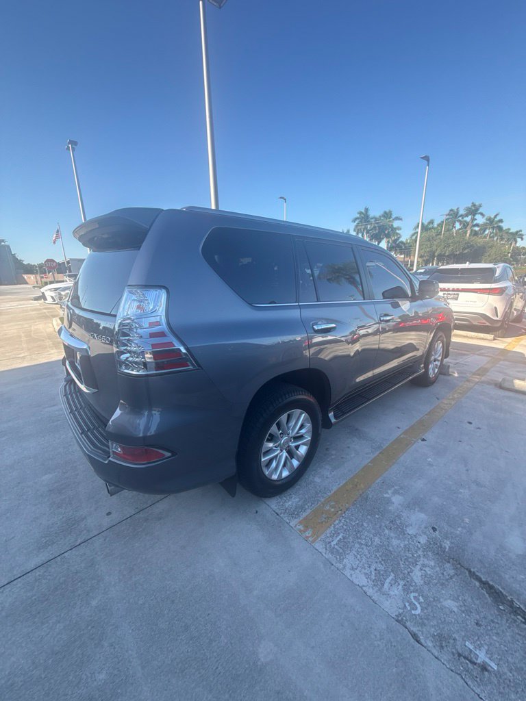 Used 2023 Lexus GX 460 Premium AWD/4WD image 6