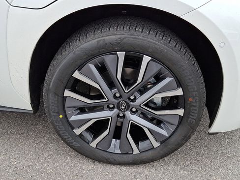 New 2026 Subaru Solterra image 5