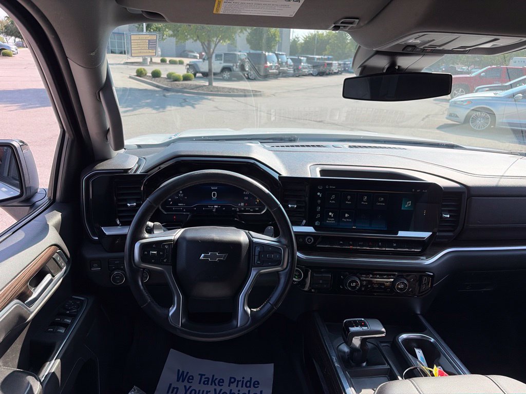 Used 2023 Chevrolet Silverado 1500 RST AWD/4WD image 40