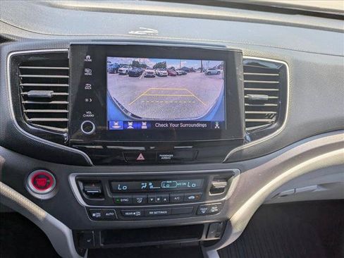 Used 2023 Honda Ridgeline RTL image 12