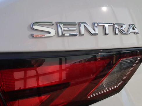 Used 2025 Nissan Sentra S FWD image 47