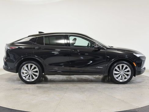 Used 2025 Buick Envista Avenir FWD image 11