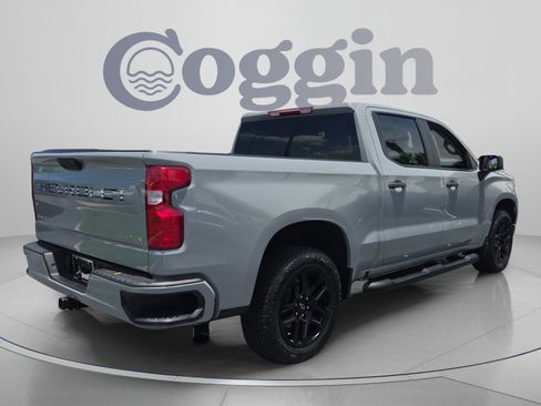 Used 2025 Chevrolet Silverado 1500 Custom w/ Turbomax Blackout Package RWD image 5