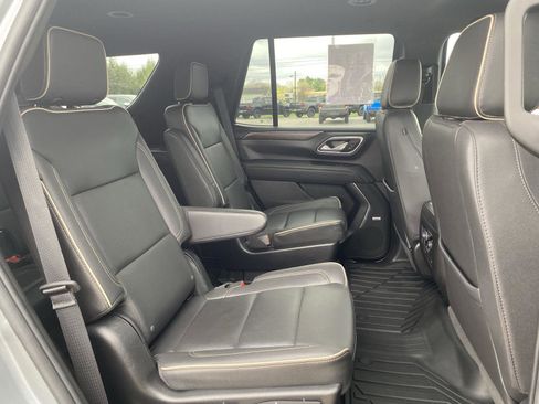 Used 2023 Chevrolet Tahoe Premier AWD/4WD image 34
