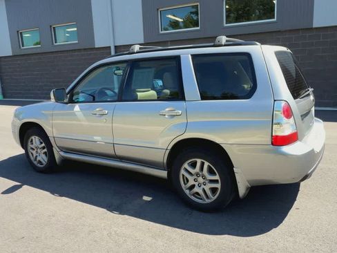 Used 2007 Subaru Forester 2.5X L.L. Bean AWD/4WD image 6