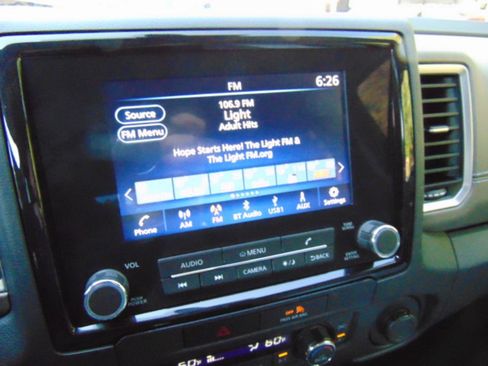 Used 2022 Nissan Frontier SV AWD/4WD image 21