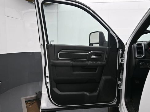 Used 2026 RAM 2500 Big Horn AWD/4WD image 21