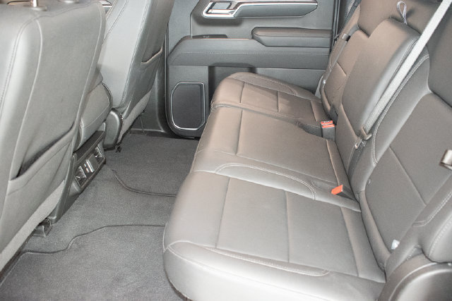 Used 2026 GMC Sierra 1500 SLT AWD/4WD image 16