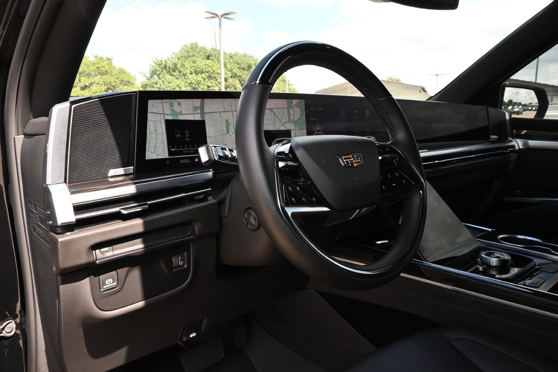 Certified 2026 Cadillac Escalade ESV 2WD image 16