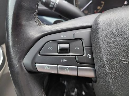 Certified 2023 Cadillac XT4 Luxury FWD image 26