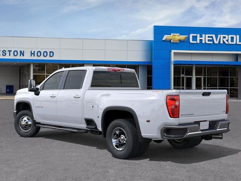 New 2026 Chevrolet Silverado 3500 LTZ image 3