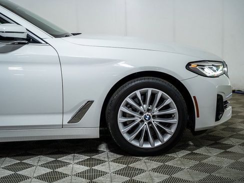 Used 2023 BMW 530i xDrive w/ Convenience Package image 41