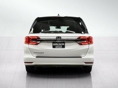 Used 2024 Honda Odyssey EX-L image 4