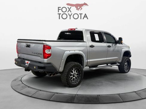 Used 2016 Toyota Tundra SR5 w/ SR5 Upgrade Package AWD/4WD image 6
