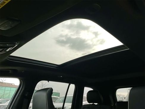 New 2026 Jeep Grand Cherokee Summit image 30