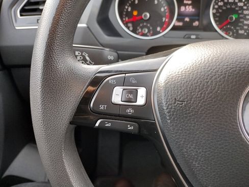 Used 2021 Volkswagen Tiguan S image 24