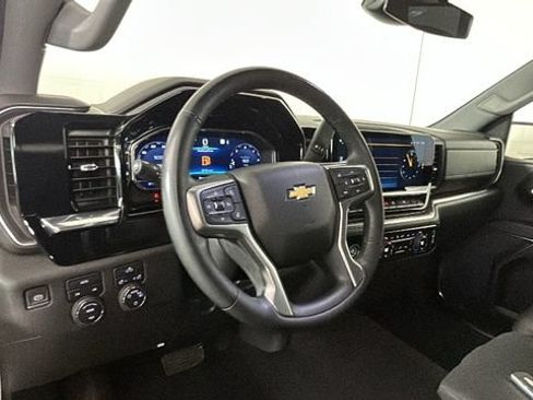 Used 2023 Chevrolet Silverado 1500 LT AWD/4WD image 13
