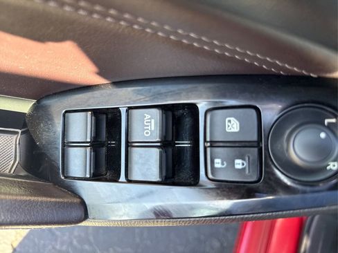 Used 2017 MAZDA MAZDA3 Grand Touring FWD image 32