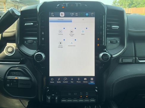 Used 2024 RAM 3500 Limited image 26