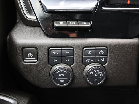 Certified 2024 Chevrolet Silverado 3500 LTZ w/ LTZ Premium Package image 40